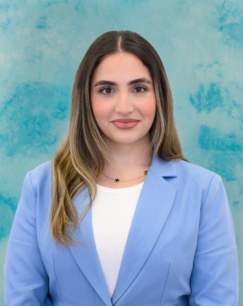 Daniela Petrus | Staff Accountant